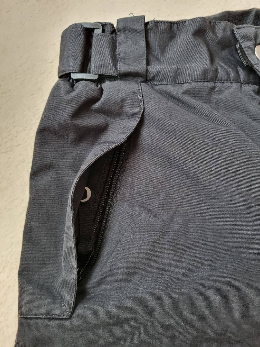 Skis: Celsius Skihose schwarz Gr. 152 top Zustand – D'occasion à Lengnau AG par Endless 2