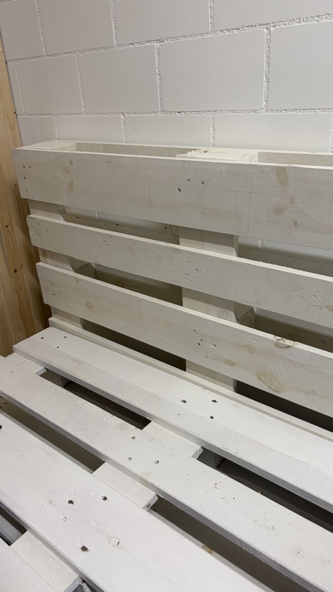 Pallets: Palettenlounge – Usato da Dietikon venduto da lea_k8nx 3