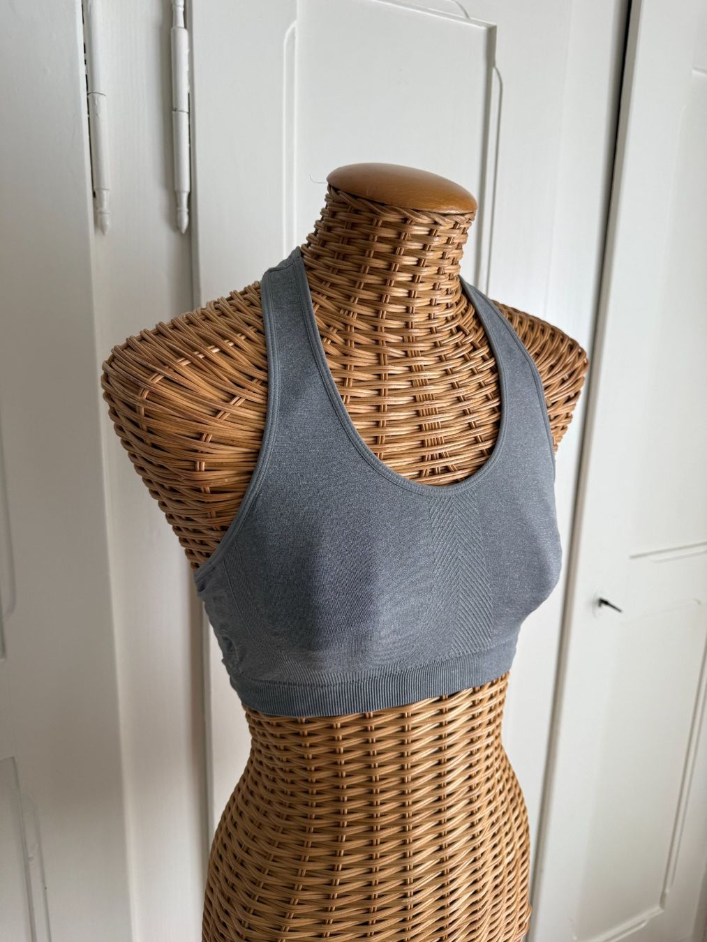 Tops: JOCKEY - Sport-BH hellgrau S – D'occasion à Zürich par Diazaio 1