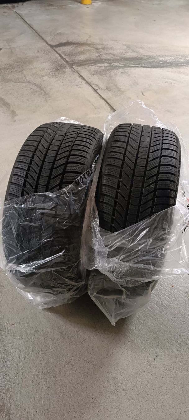 Altro in Scrittura & Disegno: 2 CONTINELNTAL  WINTERCONTACT 245/45 R18 – Usato da Widen venduto da Cakudoravete