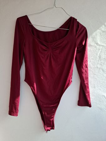 Body Shein langarm weinrot Grösse L guter Zustand neuwertig