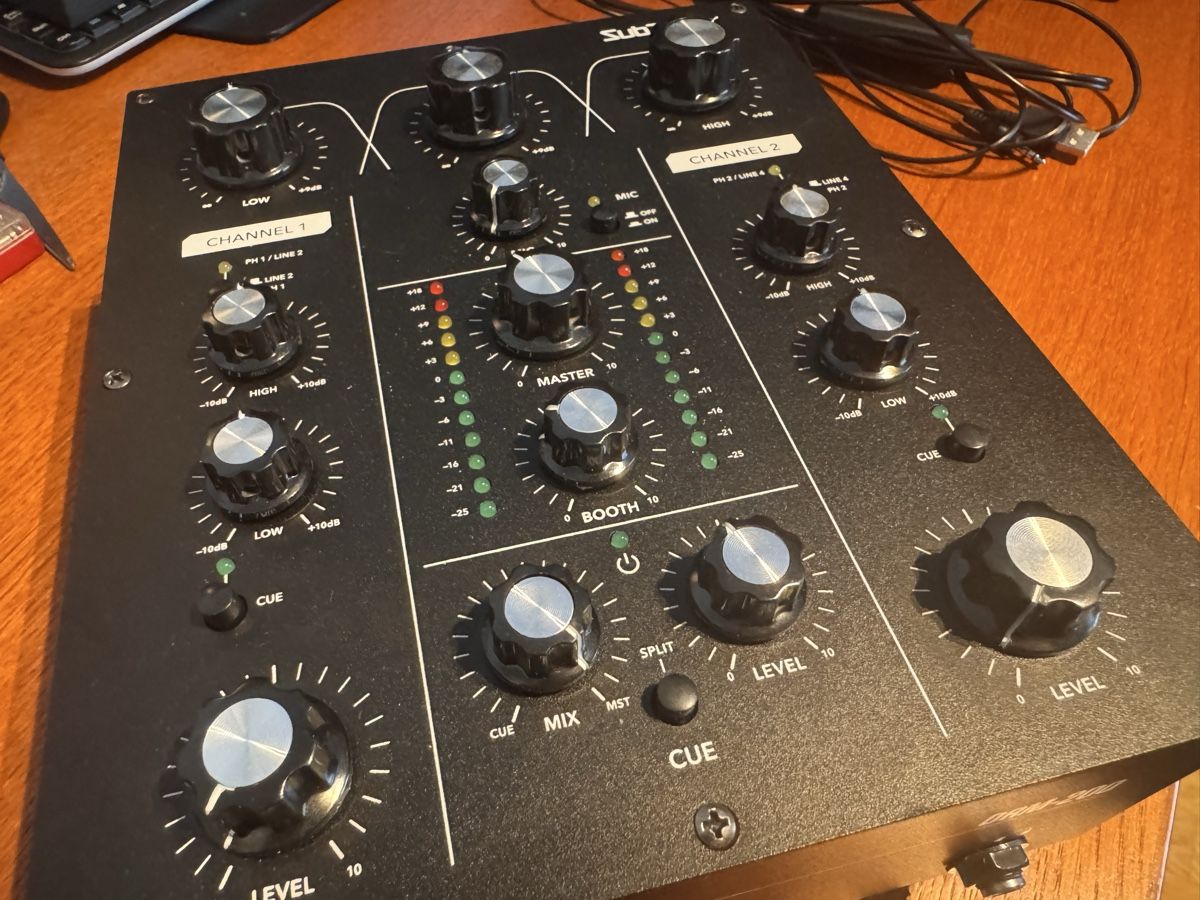 Console di mixaggio: SubZero Rotary 2 Channel Analog Mixer  – Nuovo (secondo la descrizione) da Locarno venduto da eti_j6lf 2