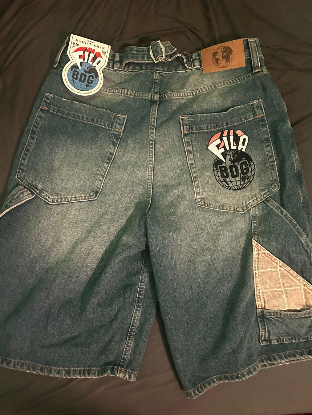 Fila Pantaloni: FILA Shorts Neu Gr. 32 – Nuovo e nell'imballaggio originale da Allschwil venduto da GrenzWert 1