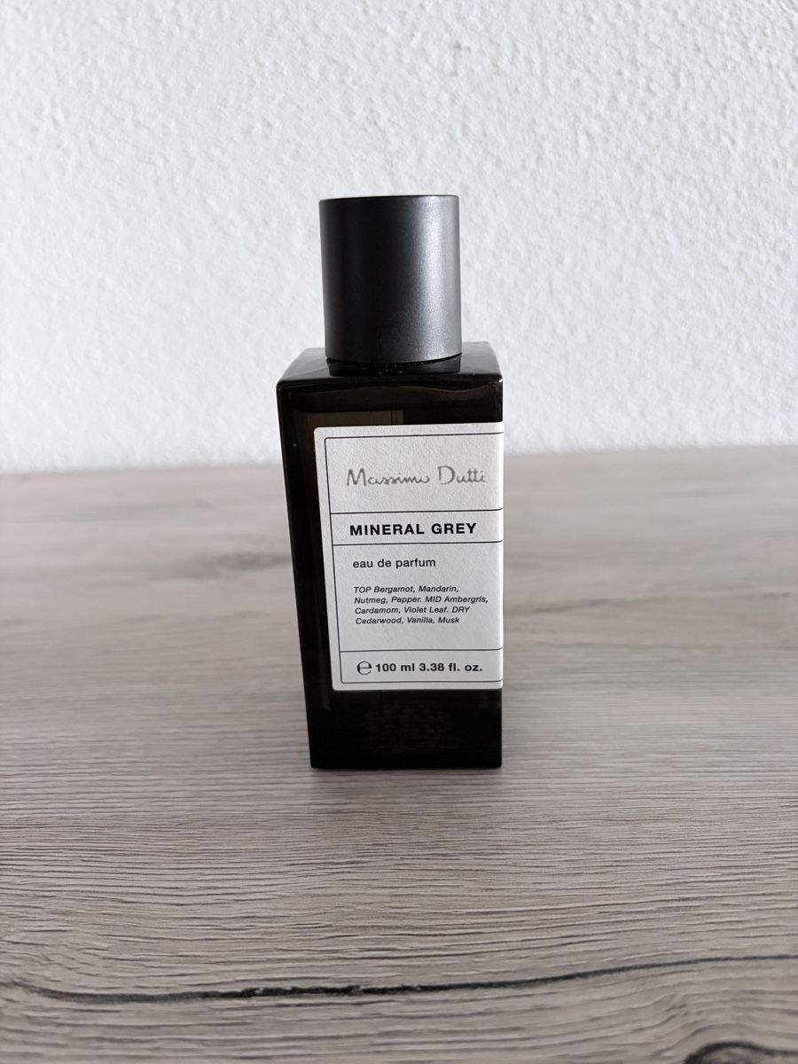 Massimo Dutti Parfum & Eau de Toilette: Massimo Dutti Mineral Grey EDP – Neu (gemäss Beschreibung) aus Wetzikon ZH von man_t7pm