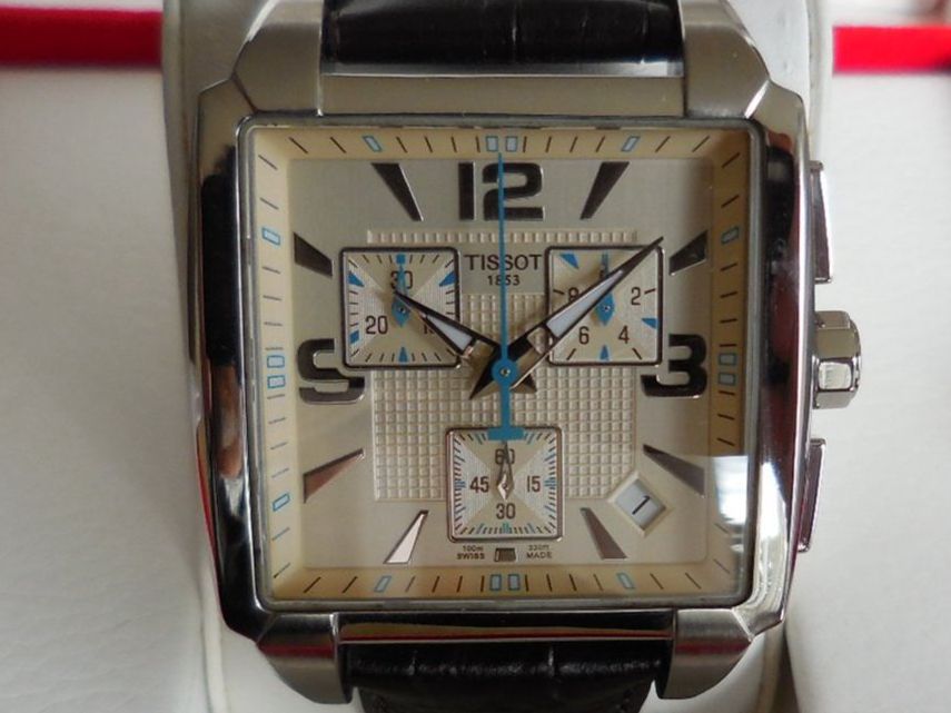 Tissot Uhren: TISSOT QUADRATO quarz chrono beige – Neu (gemäss Beschreibung) aus Waldstatt von 37bernhard79 1