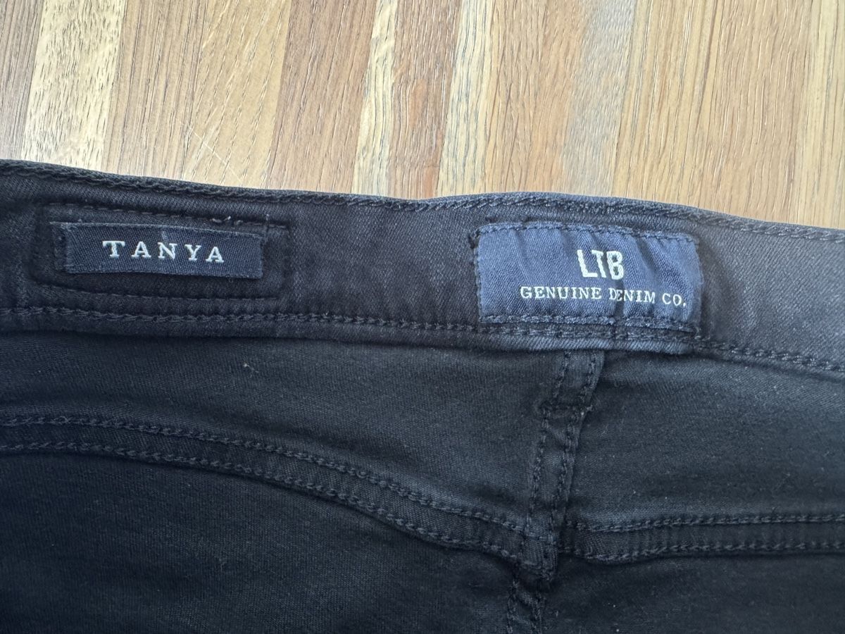 Jeans: Jeans LTB Tanya Grösse 28 schwaz – Gebraucht aus Münsingen von sam_528s 4