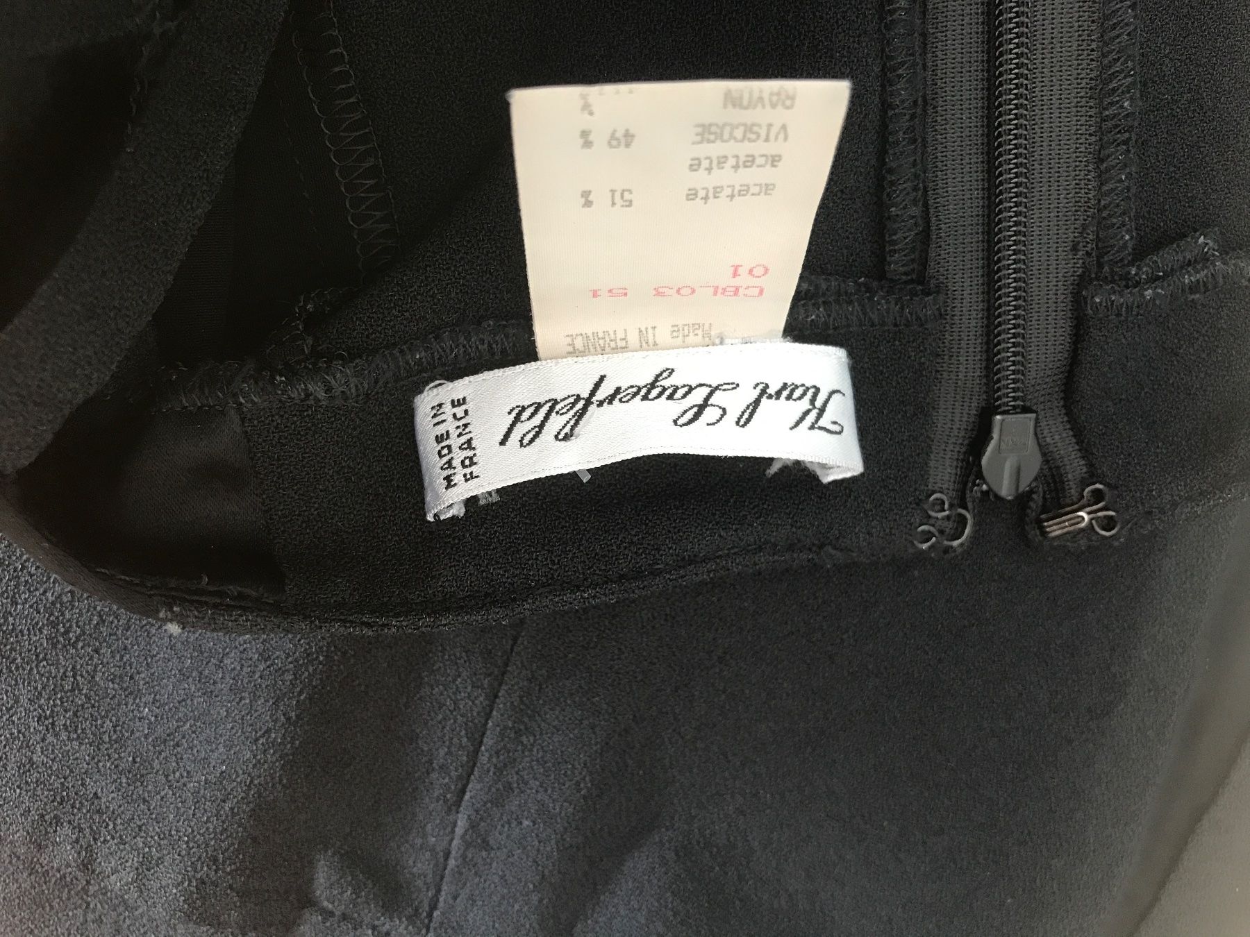 Top: Lagerfeld schwarzes Top mit Trägern – Usato da Wettingen venduto da Andres54 1