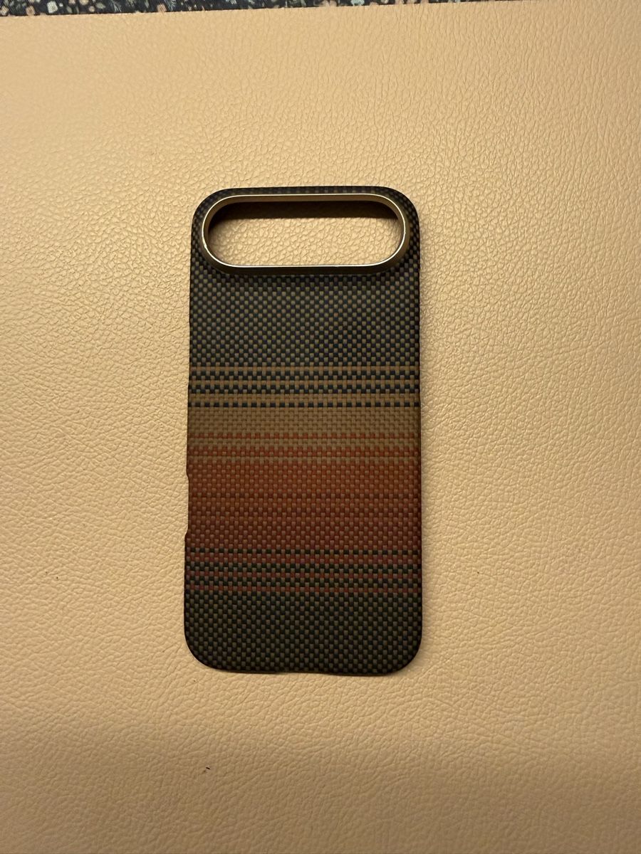 Cover & Protezioni schermo: iPhone 17 air Hülle Pitaka – Nuovo (secondo la descrizione) da Küttigen venduto da ricardawild
