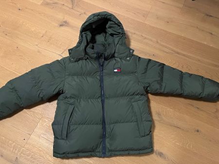 Tommy Jeans Herren Daunenjacke olivgrün Grösse M