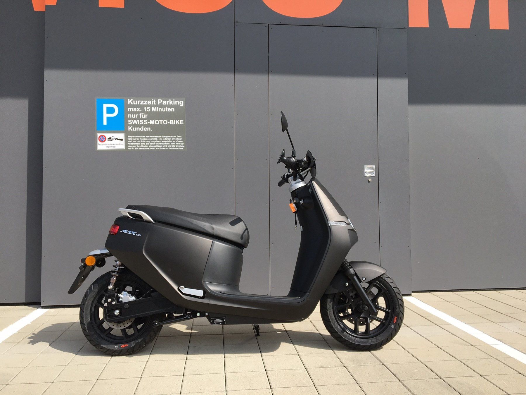 Scooters: neuer E-Roller (Ausstellungsmodell) E2R Max Ecooter – Gebraucht aus Seewen SO von Eliane-Nora