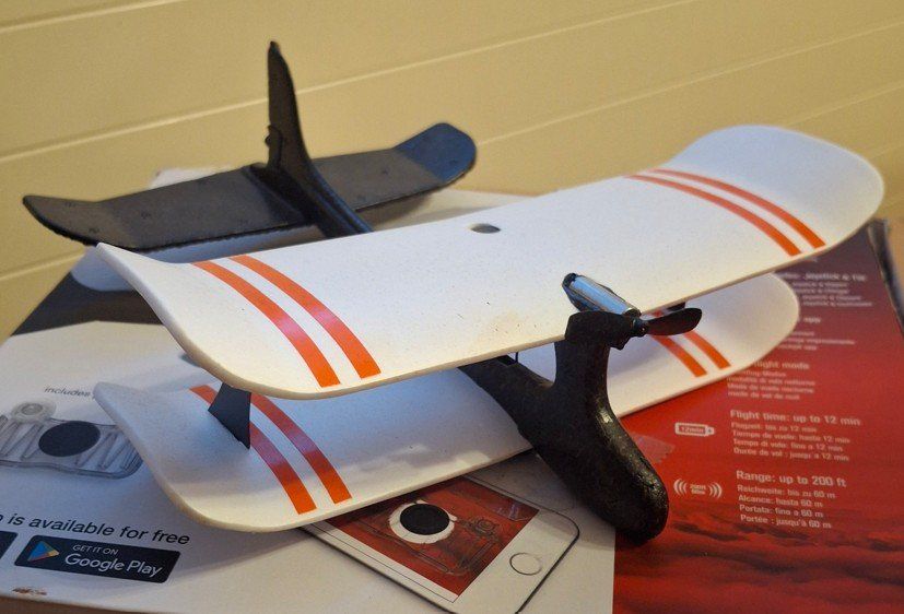RC Modellbau: Flugzeug ferngesteuert Moskito TobyRich – Gebraucht aus Möhlin von weg-damit