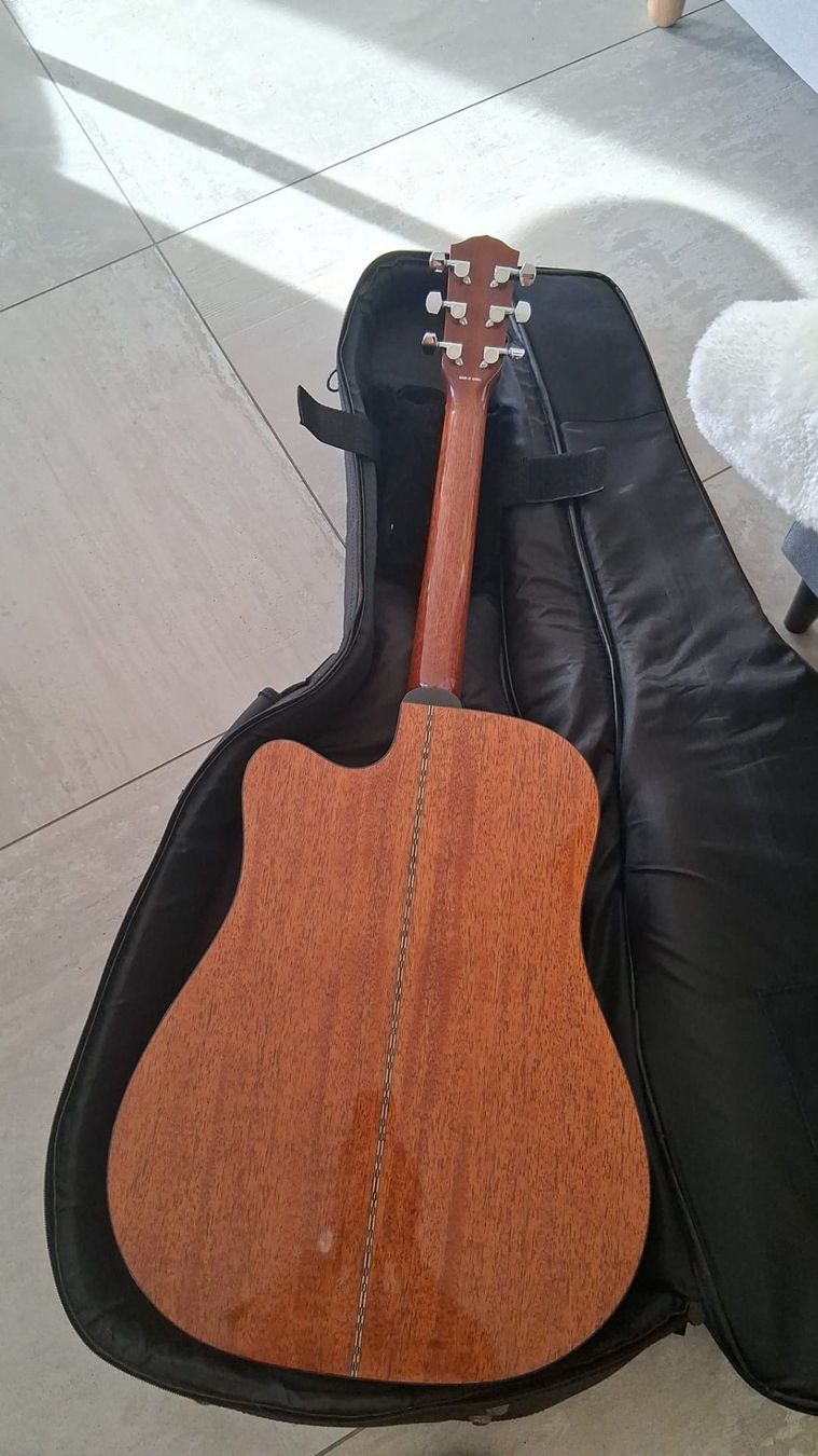 Strumenti musicali: Gitarre – Usato da Buchs AG venduto da sel_cbh9 3