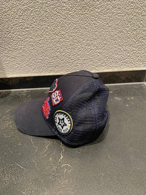 Altro in  Abbigliamento & Accessori: Trucker Cap Superdry – Usato da Uttigen venduto da Bartolin78 1