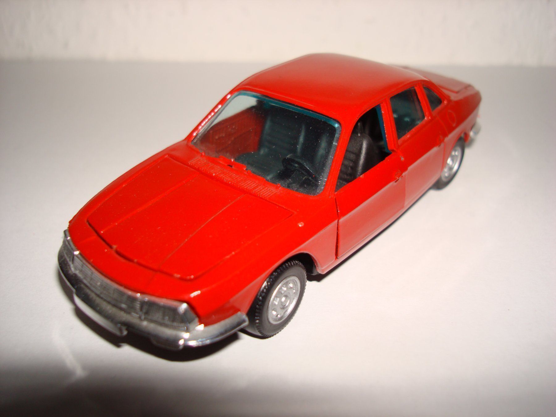 Gama Modellautos: NSU RO 80 1:43 Gama – Gebraucht aus Diegten von isetta590 1