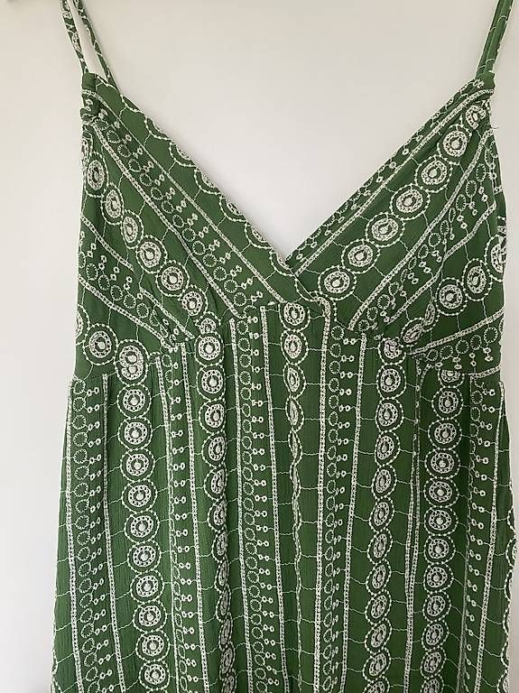 Vestiti: Robe Zara – Usato da Denges venduto da chino37 1