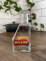 Ancienne bouteille en verre Ricard pastis 