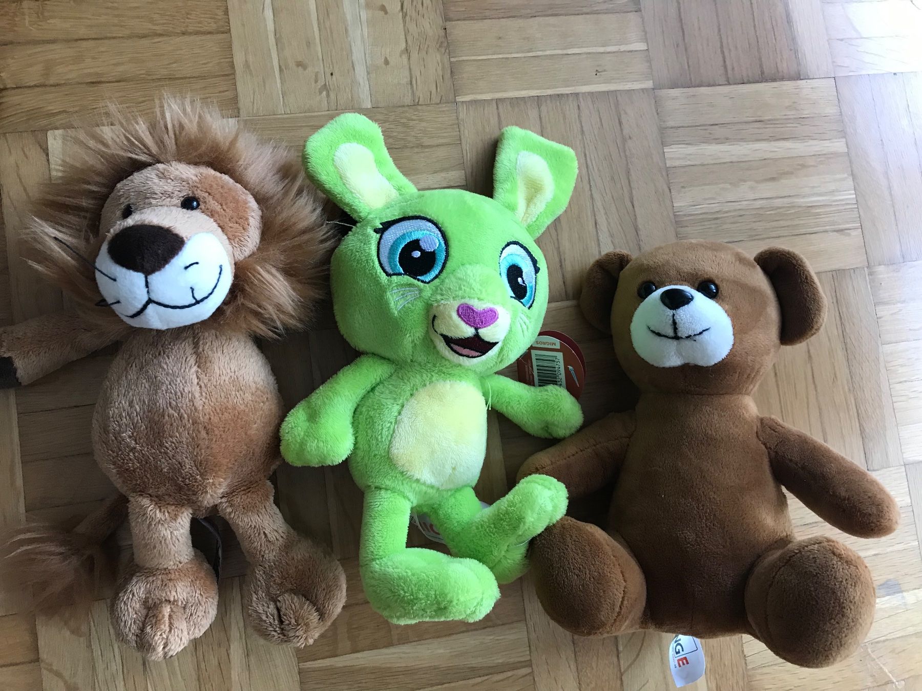 Migros Giocattoli: 3 Plüschtiere Löwe / Hase / Bärchen – Usato da Emmenbrücke venduto da Hathor123
