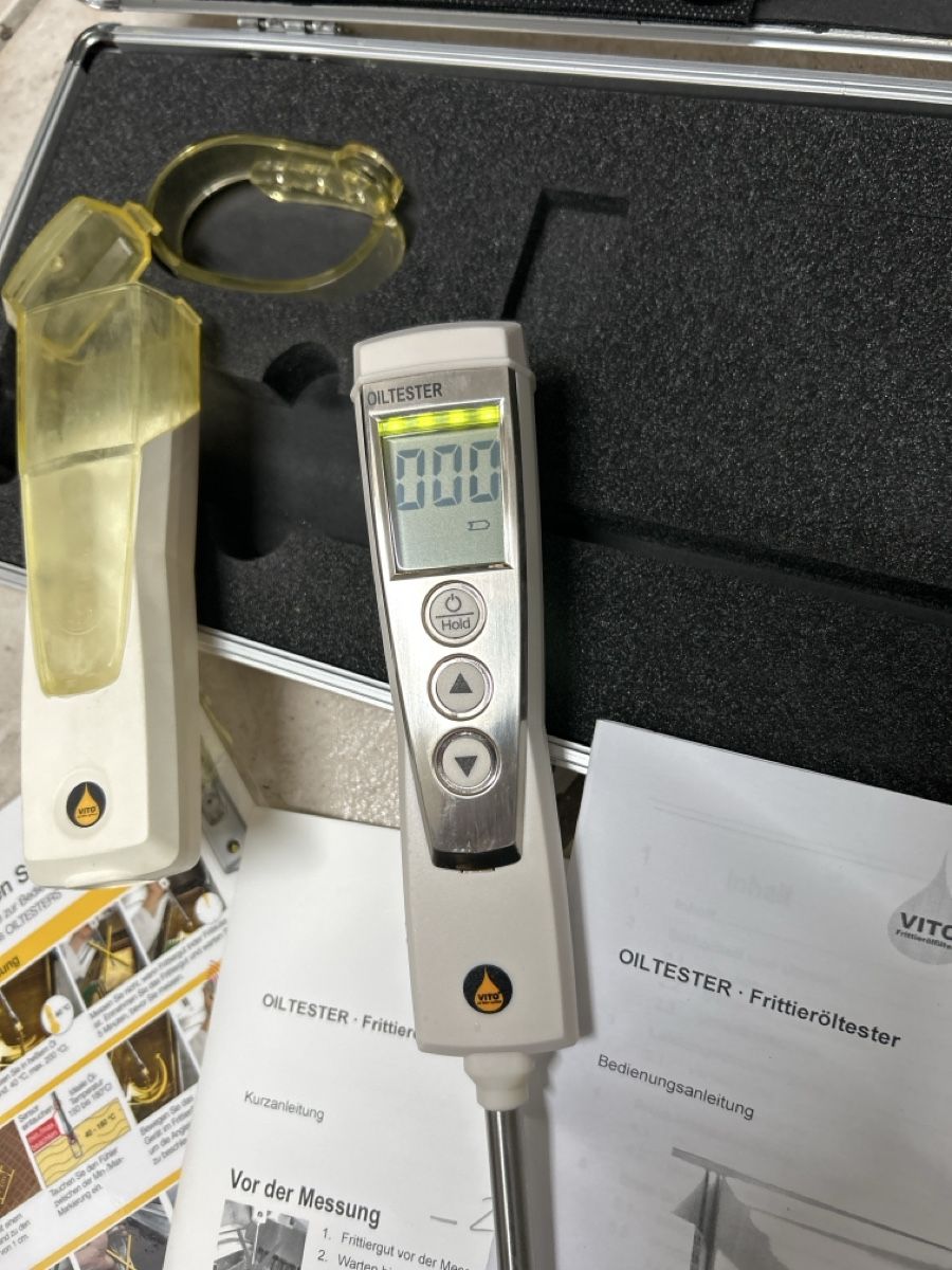 Messen: VITO Oiltester – Frittieröltester mit Koffer – Gebraucht aus Basel von BAD-1 1