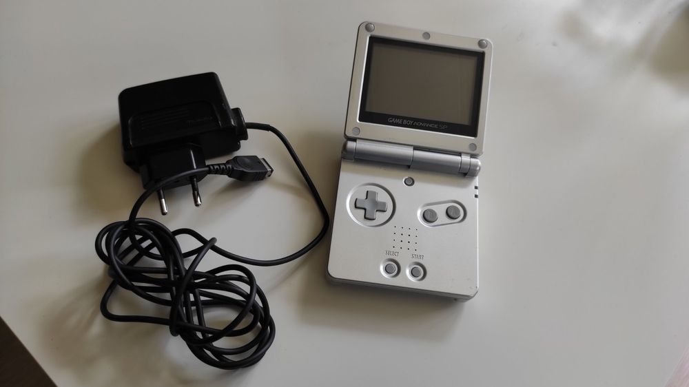 Gameboy Advance SP (Gebraucht) in Chur für CHF 63 – mit Lieferung auf ...