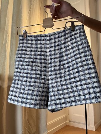 Zara Tweed Shorts Size S - Perfect for Summer! 48