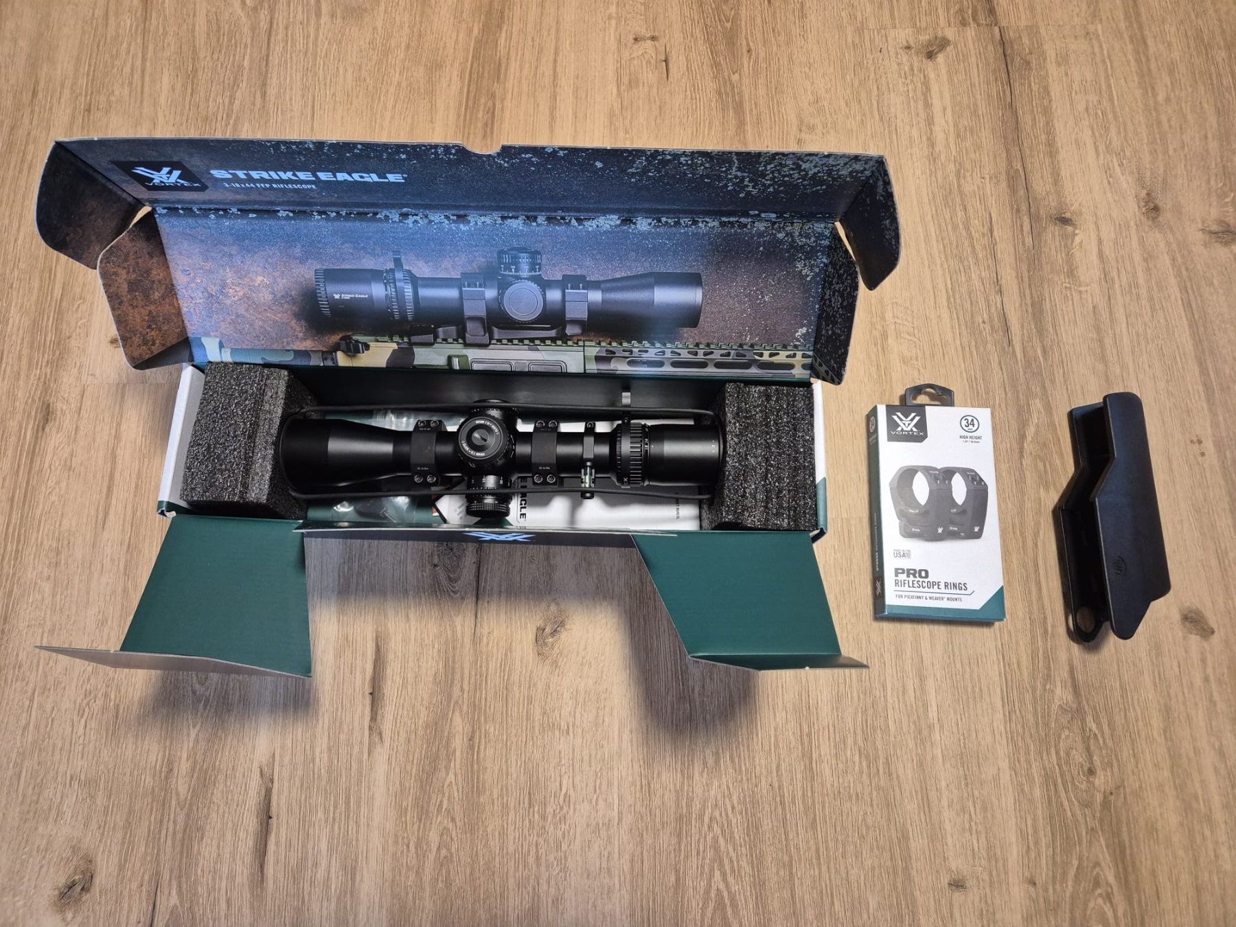 Jumelles: Vortex Optics Strike Eagle 3-18x44 FFP EBR-7C MOA – Neuf (Voir description) à Auswil par Matt1985 5