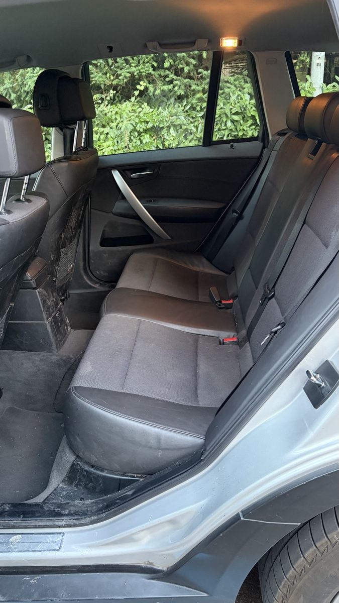 BMW Autos: BMW X3, 2009 Model  – D'occasion à Biel/Bienne par kazanciogluresat 9