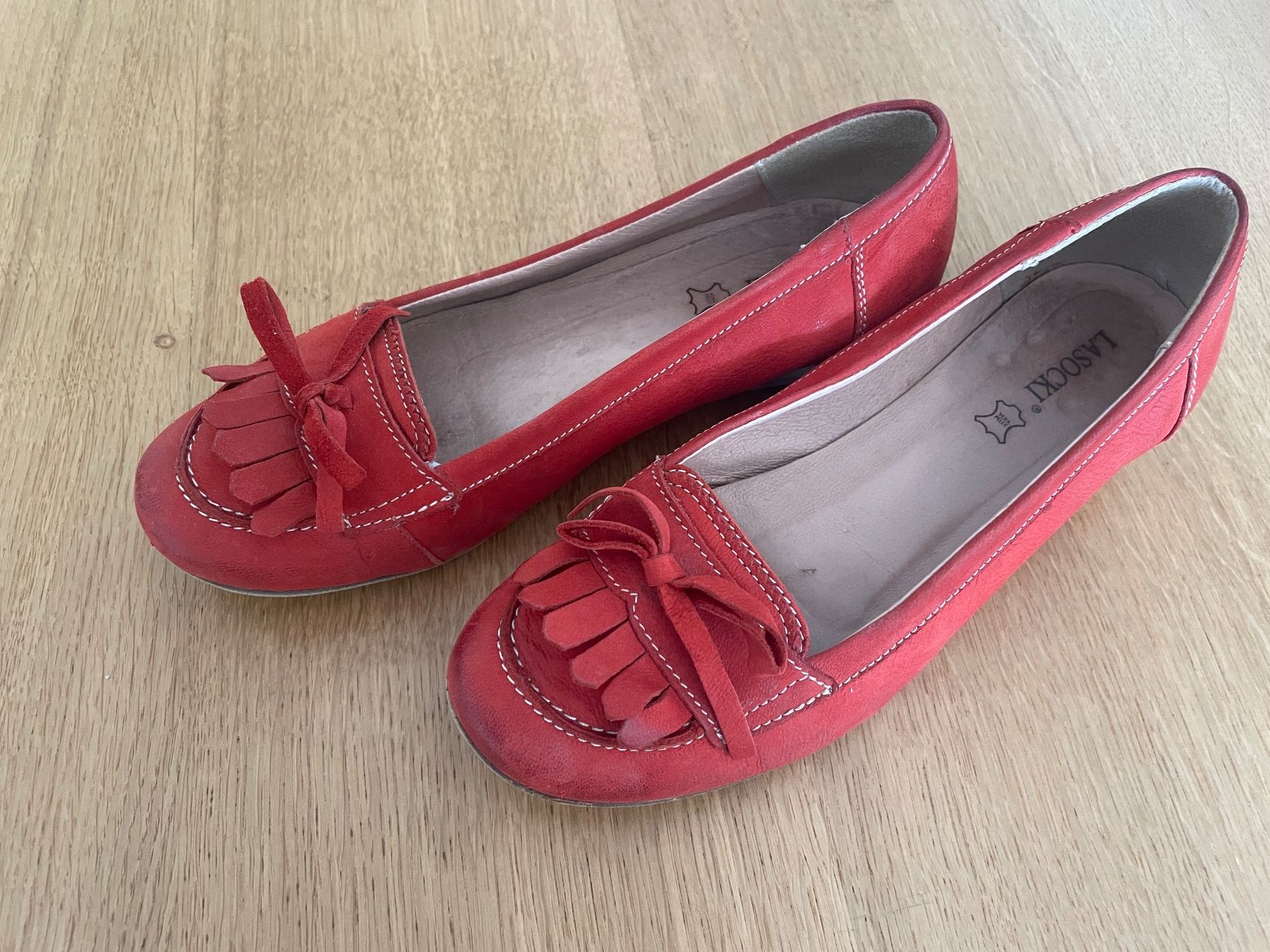Scarpe da donna: Mokassins 39 Leder rot – Usato da Würenlos venduto da baslerdybli01