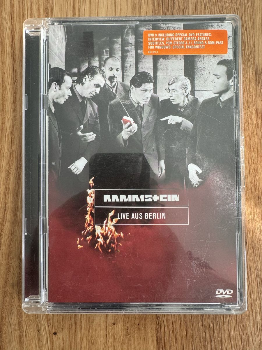 Tutti i DVDs: Rammstein Live aus Berlin DVD – Usato da Muhen venduto da Kusi_