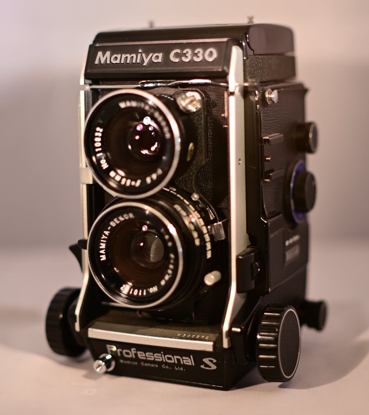 Mamiya Appareil photo: Mamiya C330 – D'occasion à Uster par Stoessda