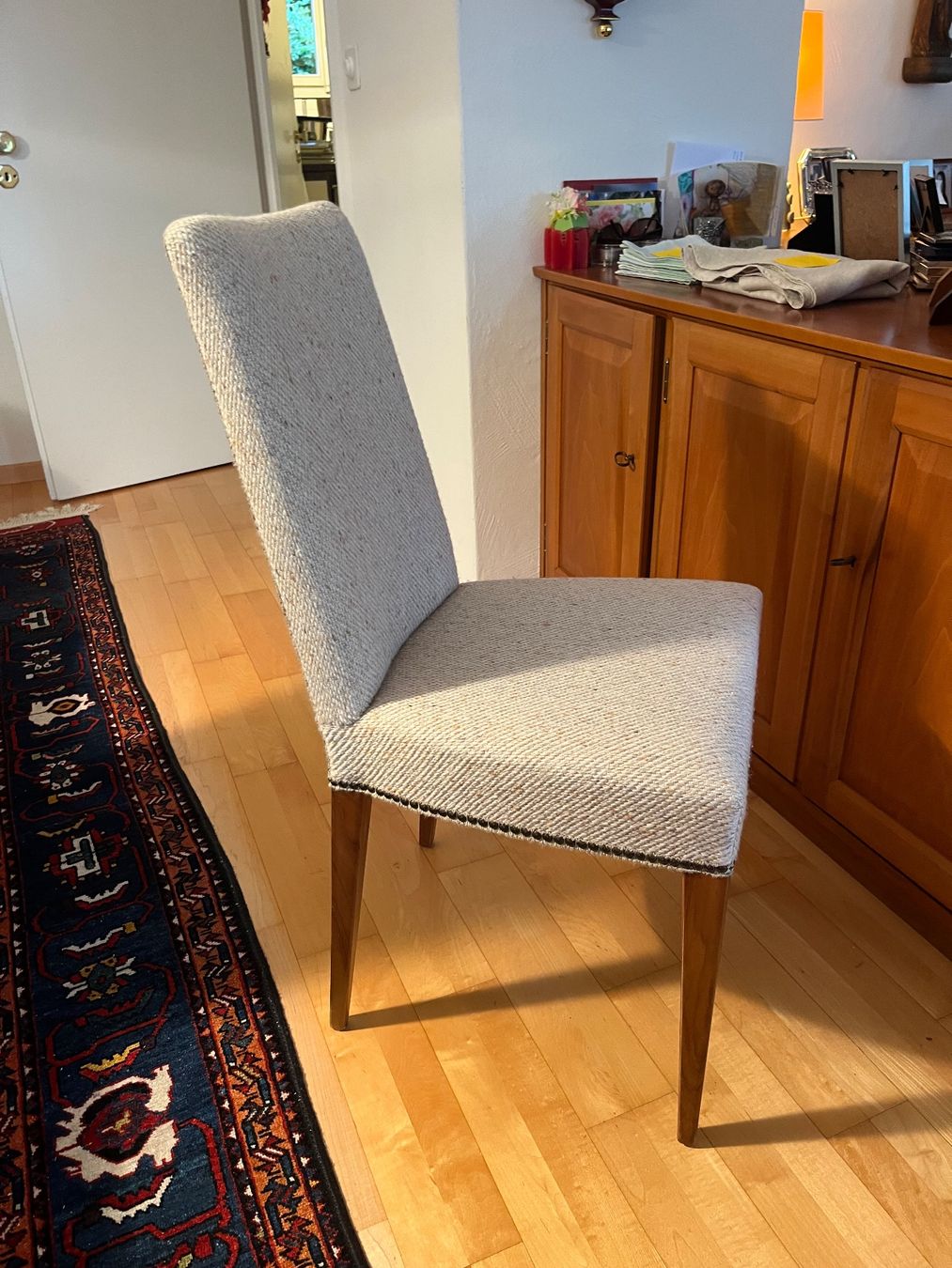 Chaises: 8 Stühle – D'occasion à Wallisellen par Rolfh