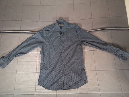 Studios patterned shirt

Studios patterned shirt