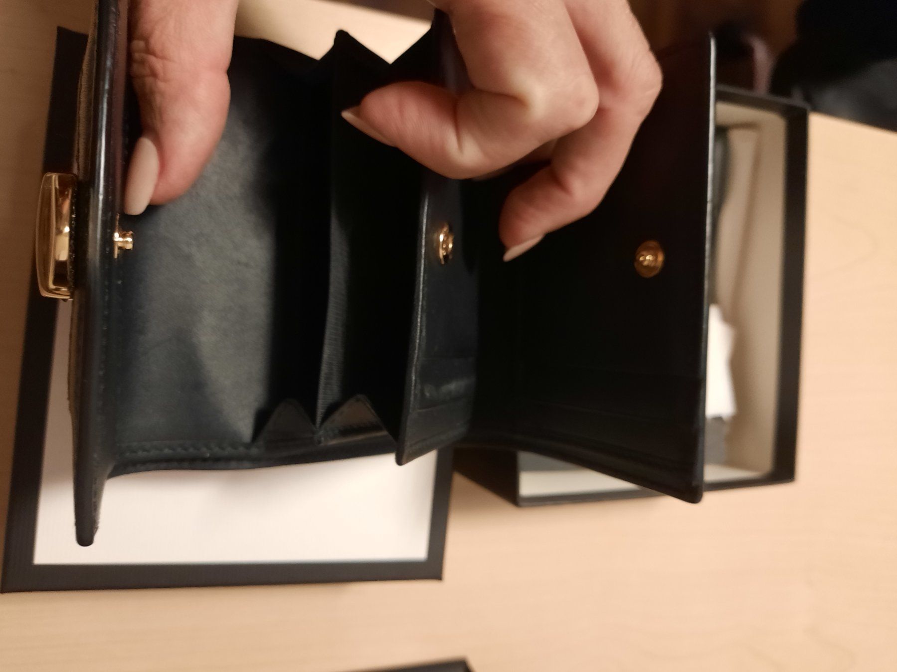 Gucci Portamonete: Gucci Portemonnaie – Nuovo (secondo la descrizione) da Speicherschwendi venduto da happyday72 1