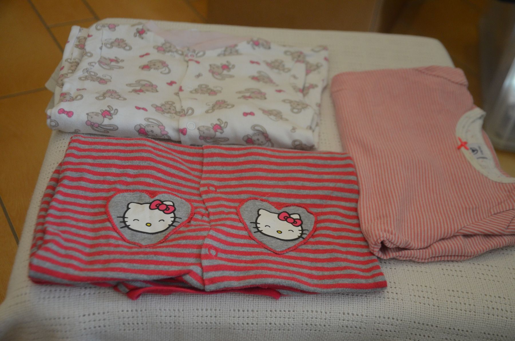 Pigiama & Simili: TAILLE 86 - 3 PIJAMAS – Usato da Chiasso venduto da Dolly015