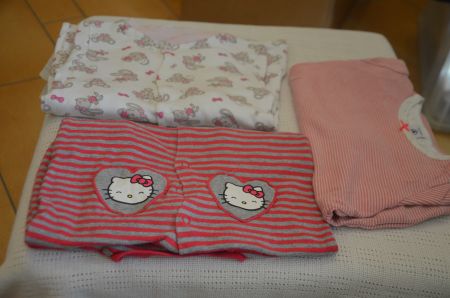 TAILLE 86 - 3 PIJAMAS