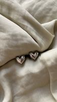 Orecchini a cuore metallo colore argento nuovi