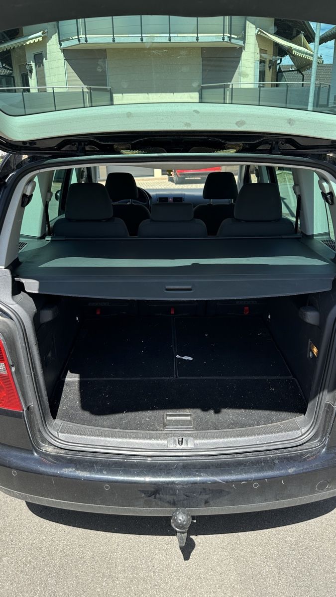 VW Automobili: VW Touran 2.0TDI  – Usato da Ennetbürgen venduto da mausyf123 6