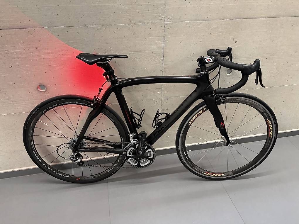 Pinarello Vélos: Pinarello Dogma 60.1 Carbone Taille S – D'occasion à Courroux par freleche