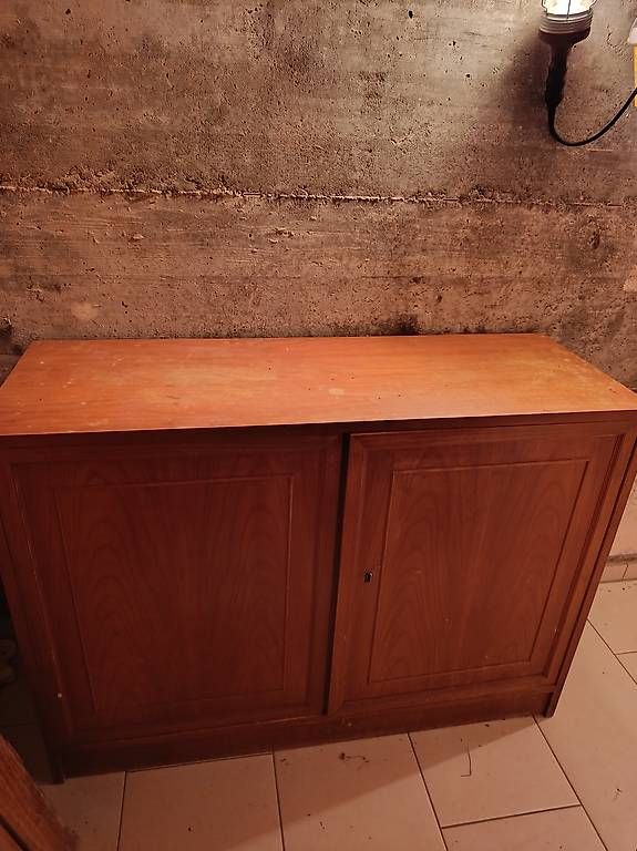 Armoires: Schrank  – D'occasion à Staufen par leo_d5c7 1