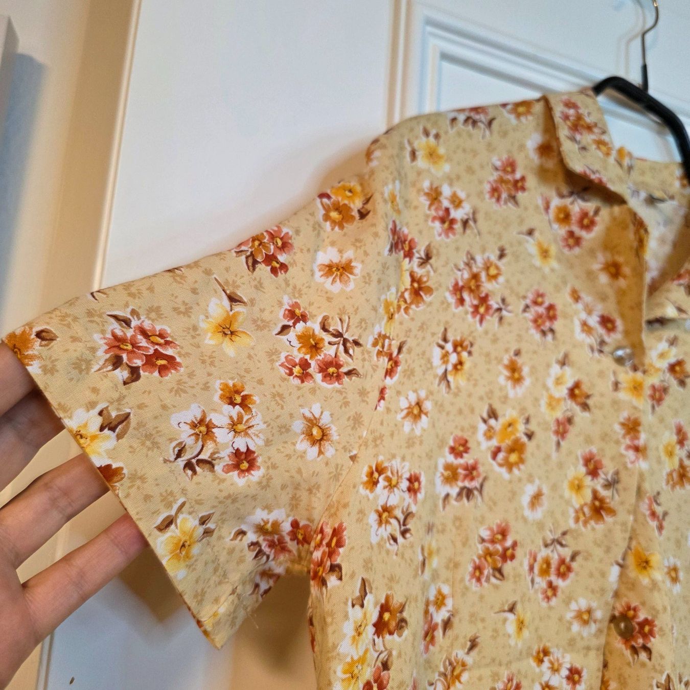 Camicette: Vintage Viskosebluse mit Blumenmuster Gr. M – Usato da Wald ZH venduto da CapLux 4