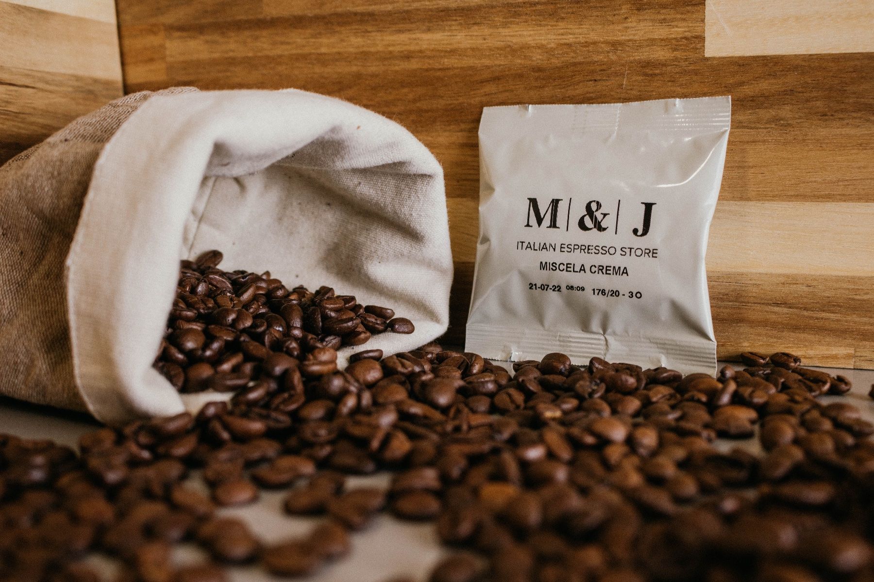Cibi & Specialità: Caffè M&J (Degustationsbox) – Nuovo e nell'imballaggio originale da Zürich venduto da paestum82 1