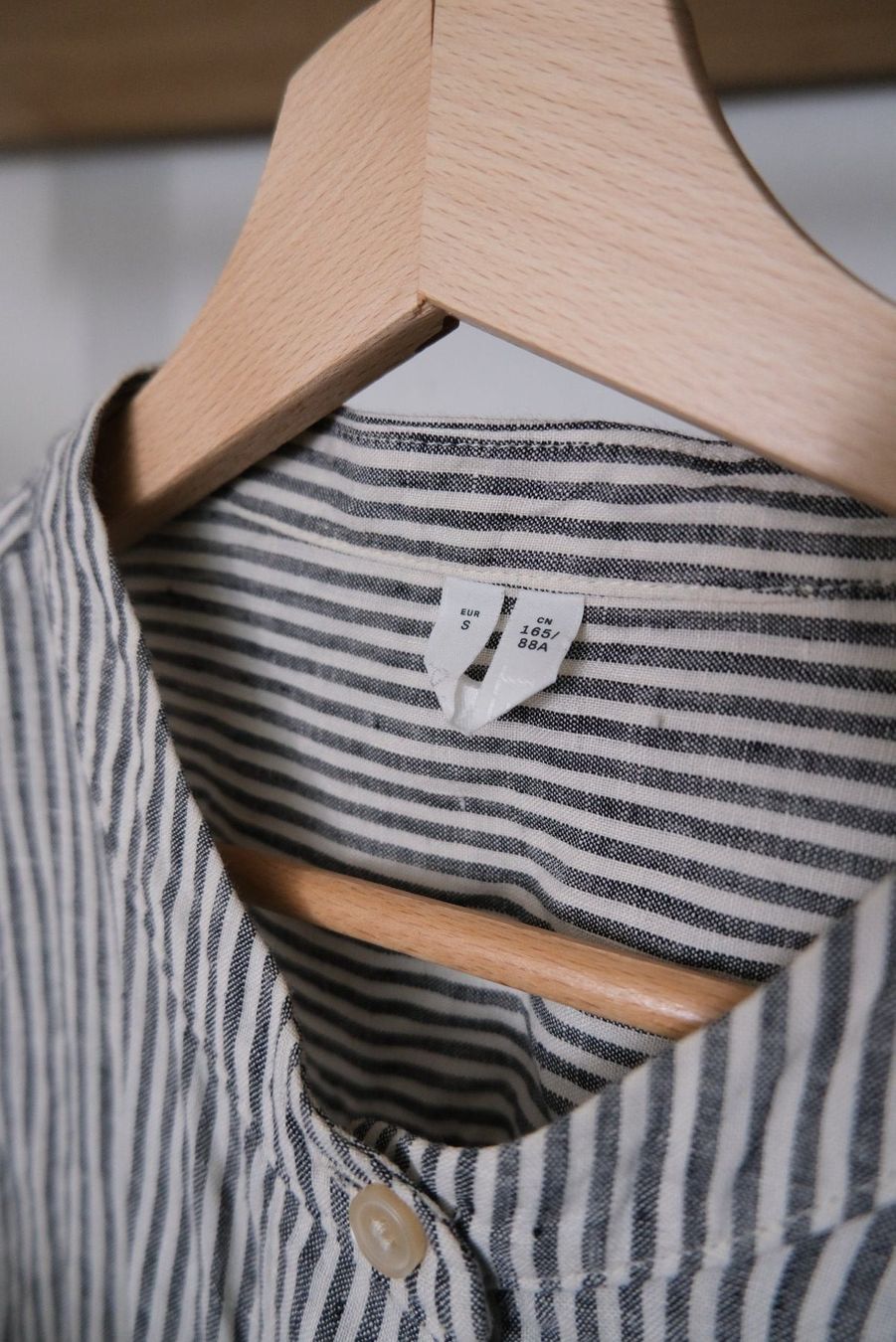 Camicette: ARKET linen shirt – Usato da Zollikerberg venduto da lunavis 1