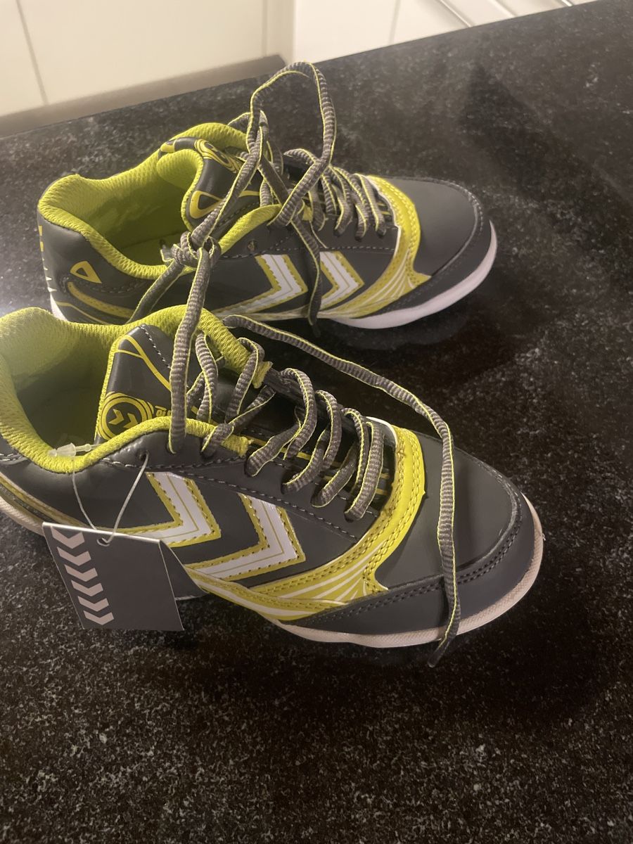 Hummel Scarpe per ragazzi: Hummel Sneaker Knaben – Usato da Zizers venduto da Hallab