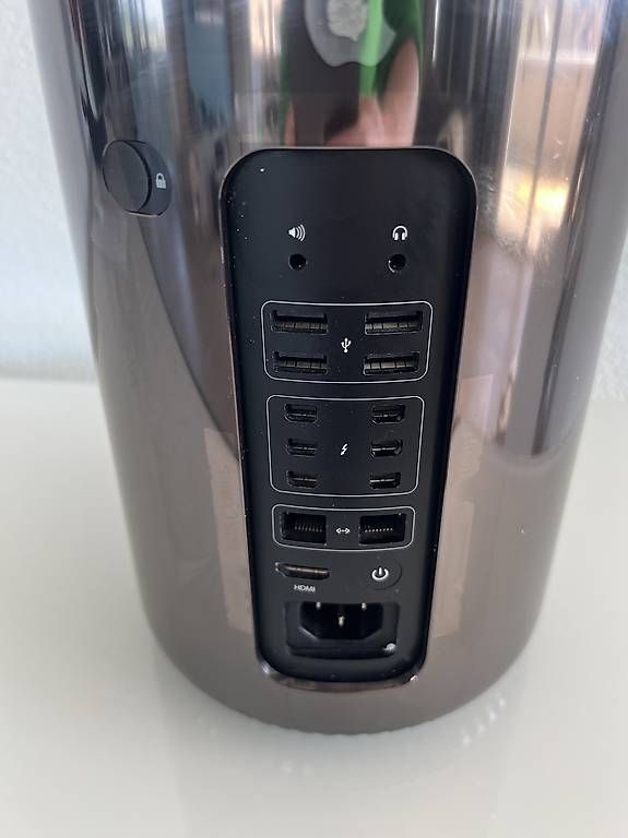 Apple PC: Kultiger Mac Pro - Late 2013 - Intel Xeon – Usato da Affoltern am Albis venduto da Rabbi002 2