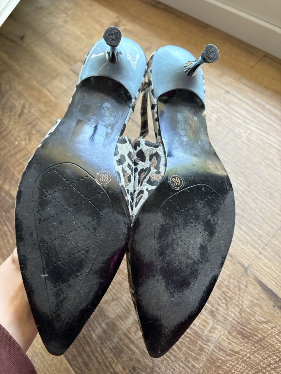 Scarpe da donna: Sandalen TAXI Leopard Muster – Usato da Bern venduto da LoveVintageY2K 4