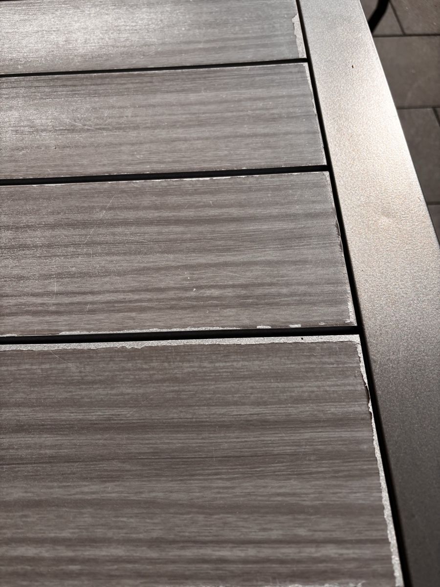 Tische: Gartentisch Aluminium Holz Optik – Gebraucht aus Appenzell von pfa_6gzm 2