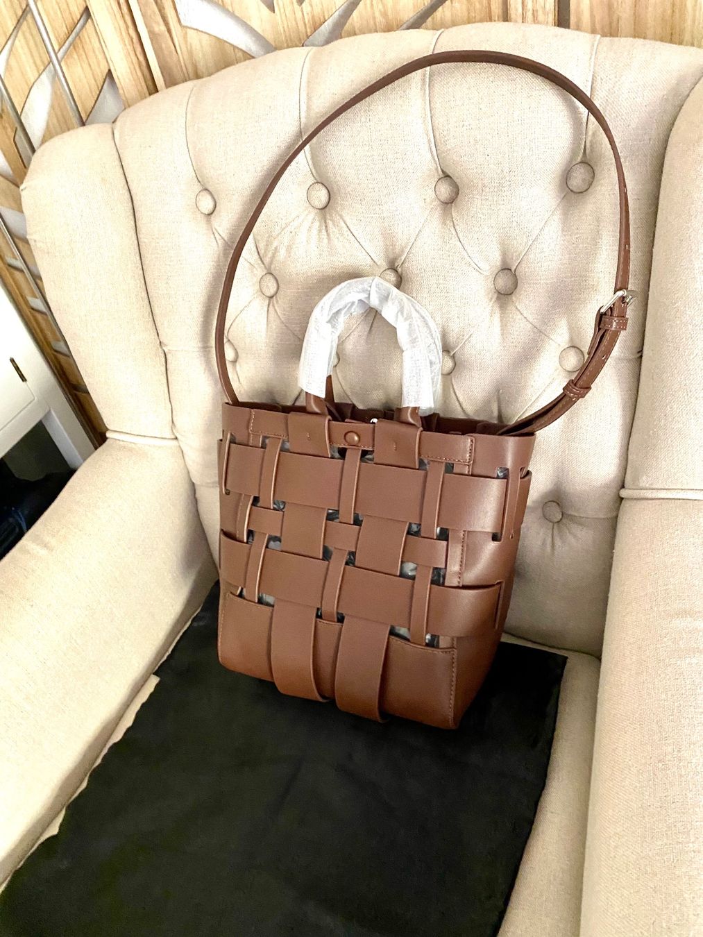 Borse da donna: Handtasche mit neuem Etui – Nuovo e nell'imballaggio originale da Lugano venduto da dir_5287 4