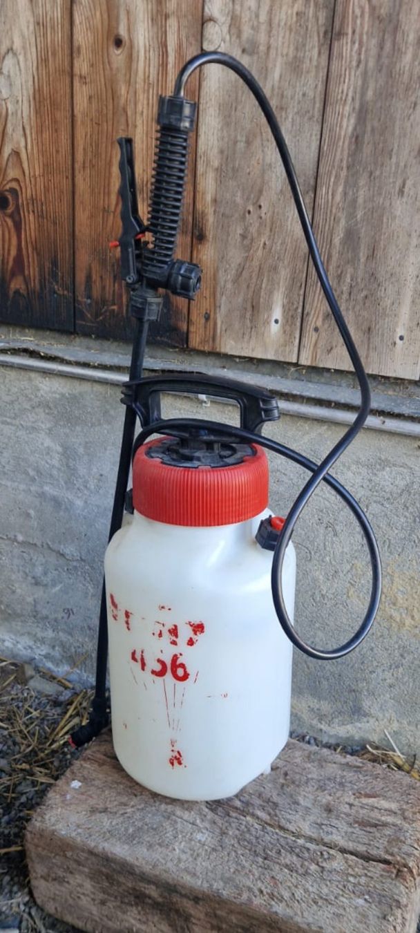 Tecnologia medica: Sprühgerät 5 Liter gebrauchter Zustand – Usato da Niederlenz venduto da DaveDasWahnsinn