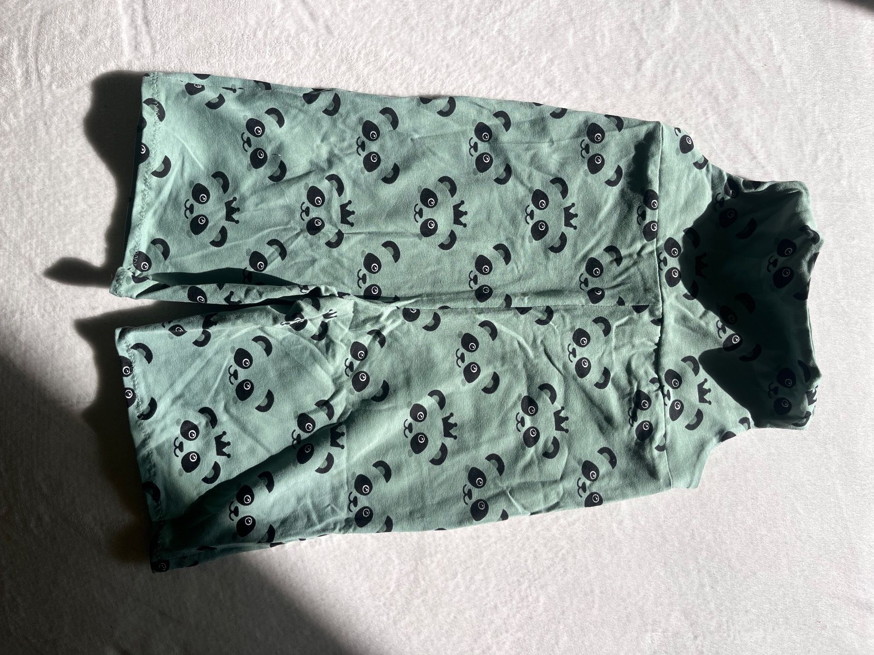 Pantaloni: 1 Kinder Latzhose selbst genäht – Nuovo e nell'imballaggio originale da Büsserach venduto da bor_s88m