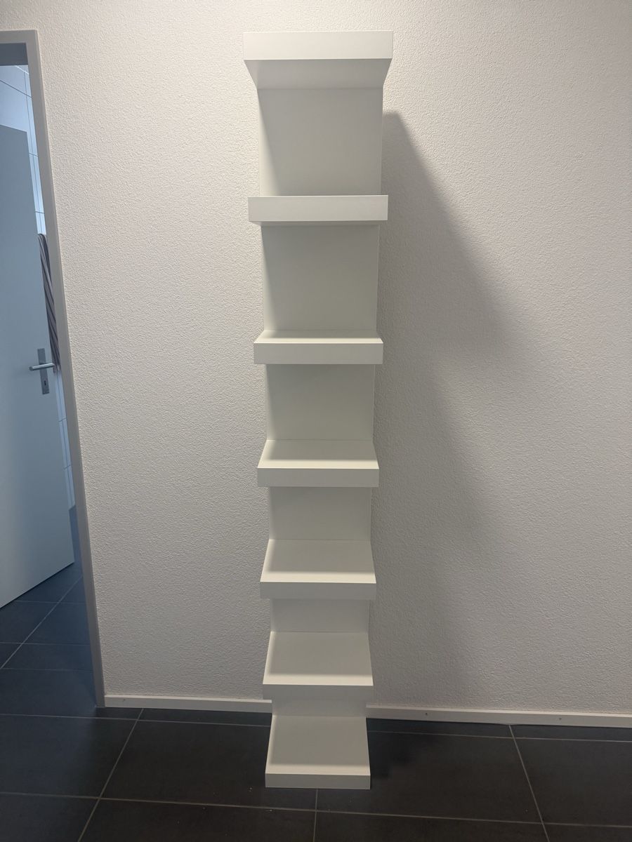 Regale: Lack Wandregal – Gebraucht aus Holziken von lad_6b9f