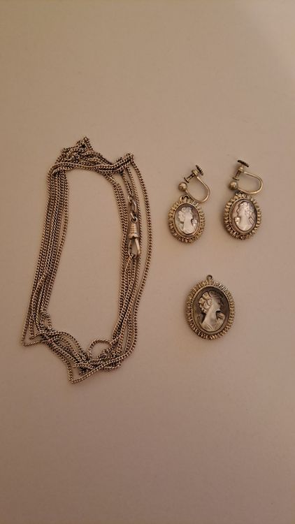Antiker Schmuck Konvolut Broschen Anhänger | Kaufen Auf